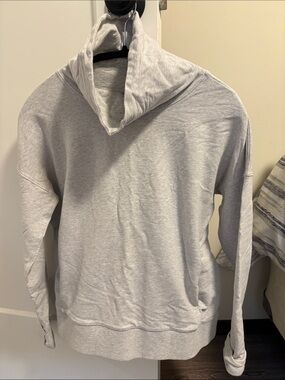 Women’s lululemon athletica Light Gray Cowl Neck Sweater